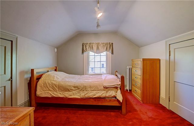 17313 Riverway Drive, Lakewood, OH 44107