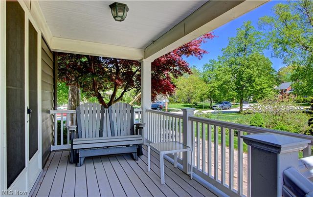17313 Riverway Drive, Lakewood, OH 44107