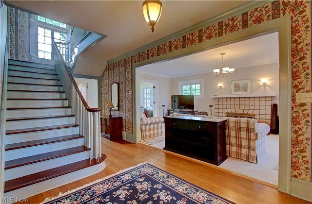 17313 Riverway Drive, Lakewood, OH 44107
