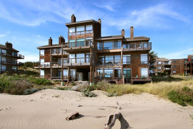 53 Pelican Point, Watsonville, CA 95076