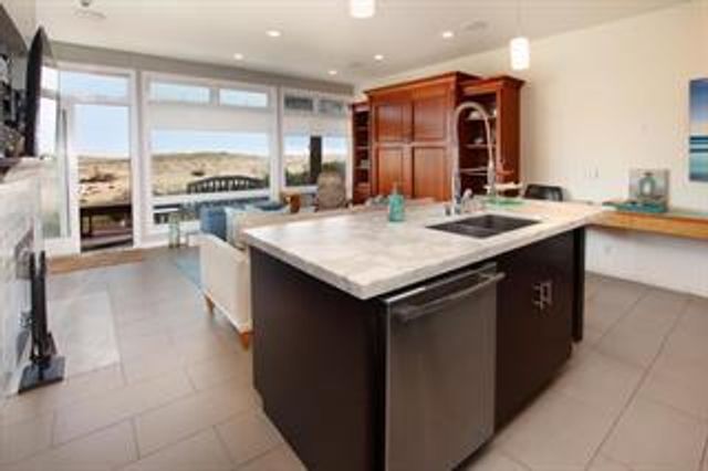 53 Pelican Point, Watsonville, CA 95076