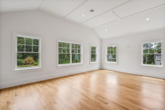 36 Jagger Lane, Westhampton, NY 11977