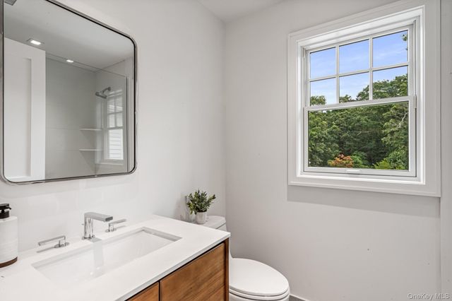 36 Jagger Lane, Westhampton, NY 11977