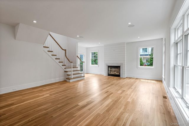 36 Jagger Lane, Westhampton, NY 11977