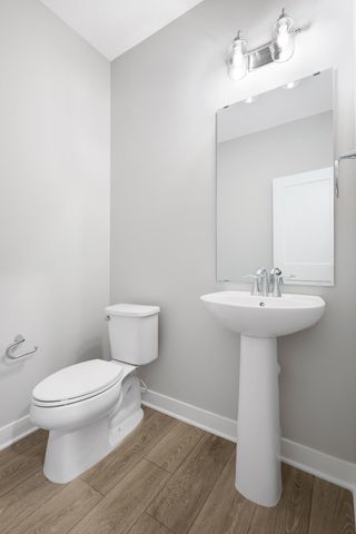 1539 Creekwood Dr, New Richmond, WI 54017