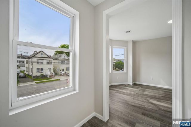77 Madison Avenue, Paterson, NJ 07524