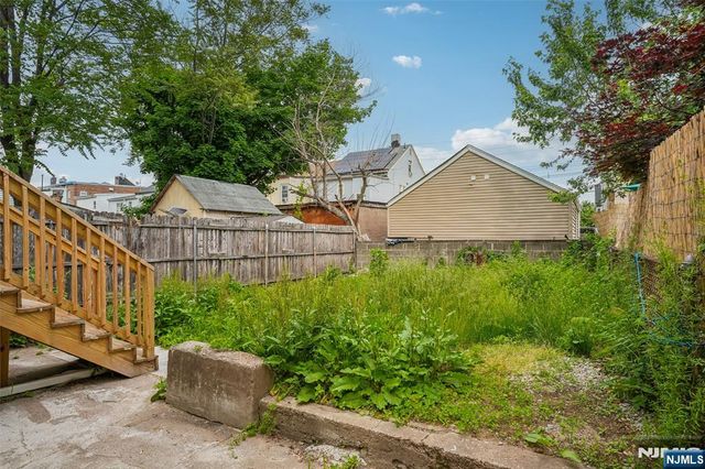 77 Madison Avenue, Paterson, NJ 07524