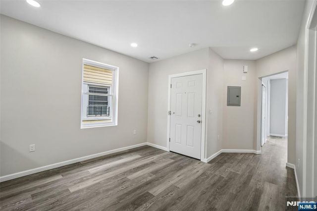 77 Madison Avenue, Paterson, NJ 07524
