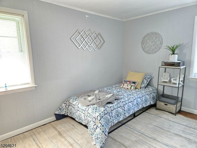 8 Forest Rd, Mount Olive Twp., NJ 07828