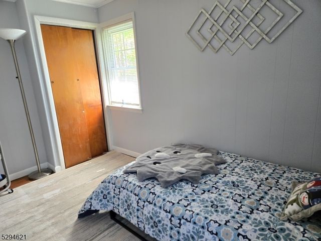 8 Forest Rd, Mount Olive Twp., NJ 07828