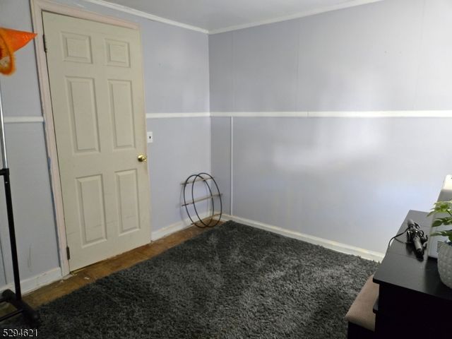 8 Forest Rd, Mount Olive Twp., NJ 07828