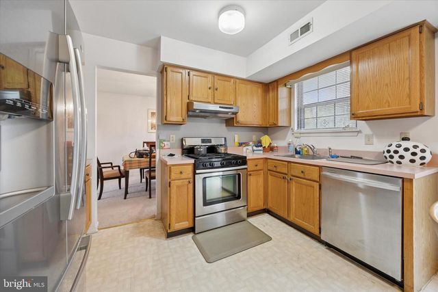 53 BRECKENRIDGE DR, Sicklerville, NJ 08081