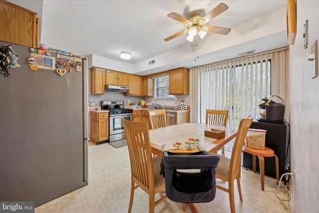 53 BRECKENRIDGE DR, Sicklerville, NJ 08081