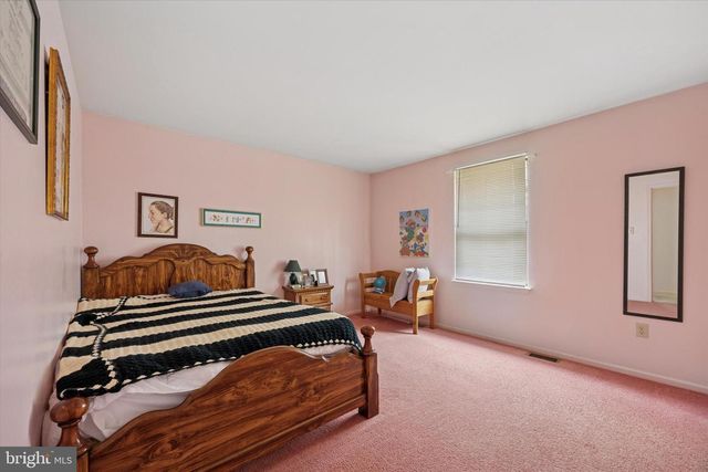 53 BRECKENRIDGE DR, Sicklerville, NJ 08081