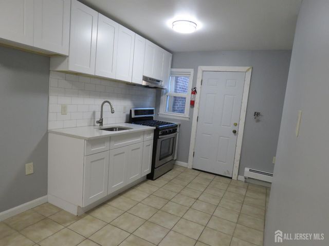 768 State Street, Perth Amboy, NJ 08861