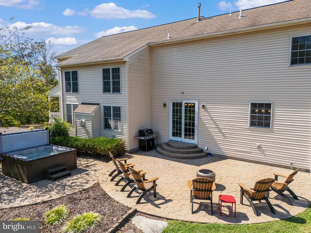 4161 CREEK RD, Collegeville, PA 19426