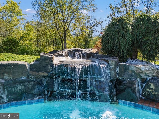 4161 CREEK RD, Collegeville, PA 19426