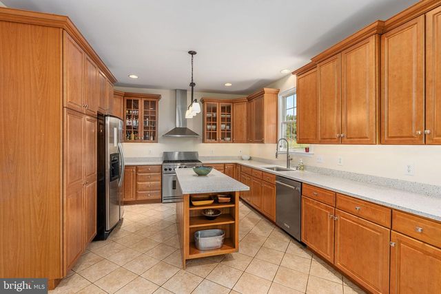 4161 CREEK RD, Collegeville, PA 19426
