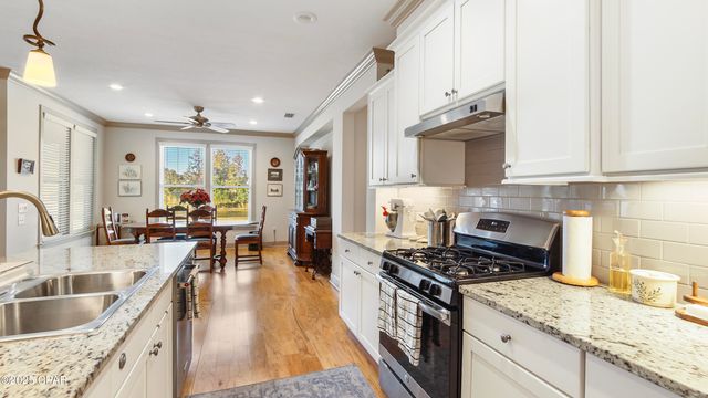 173 Martingale Loop, Lynn Haven, FL 32444