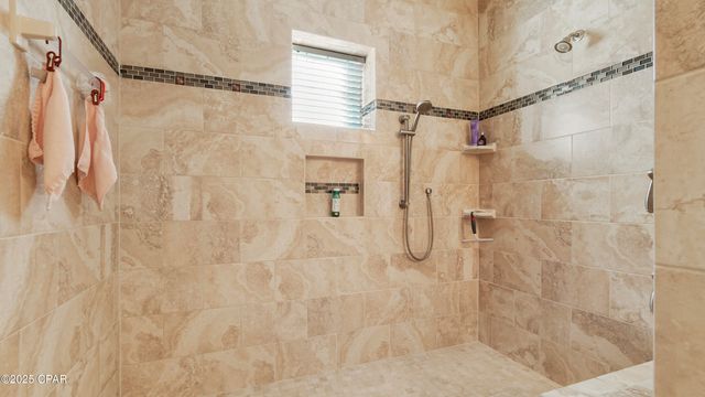 173 Martingale Loop, Lynn Haven, FL 32444