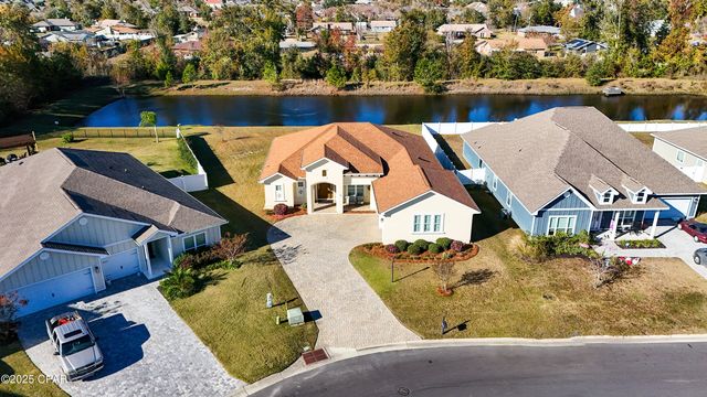 173 Martingale Loop, Lynn Haven, FL 32444
