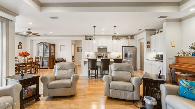 173 Martingale Loop, Lynn Haven, FL 32444