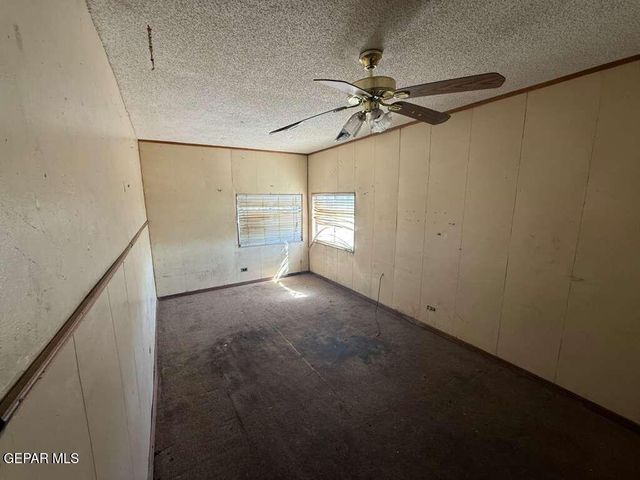 1213 N BOONE Street, El Paso, TX 79903