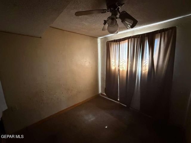 1213 N BOONE Street, El Paso, TX 79903