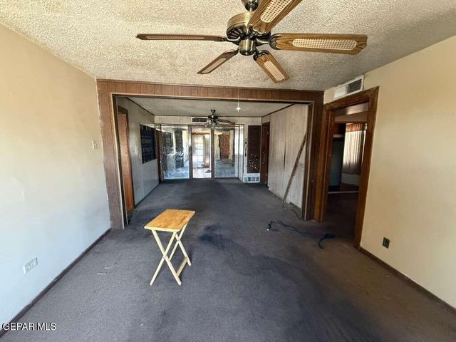 1213 N BOONE Street, El Paso, TX 79903