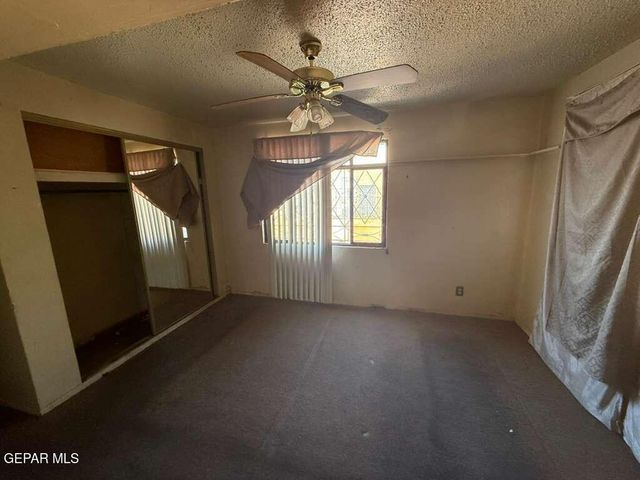 1213 N BOONE Street, El Paso, TX 79903