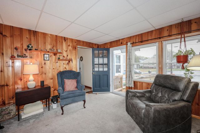 30 Dexter Street, Nashua, NH 03060