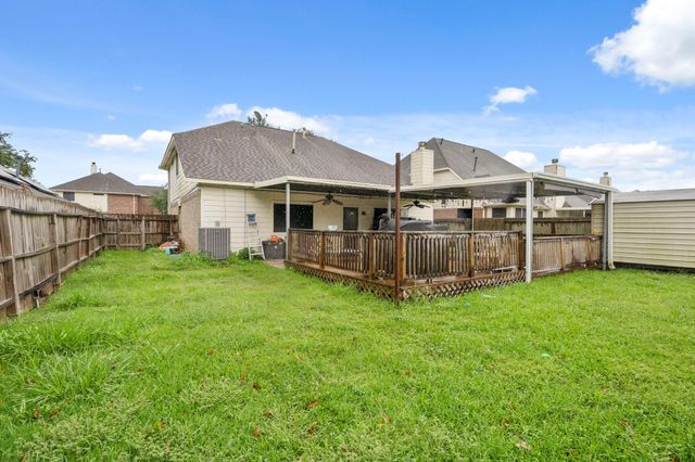 405 Spencer Landing W, La Porte, TX 77571