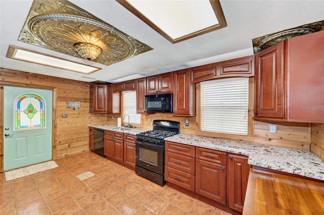 714 29TH STREET W, Bradenton, FL 34205