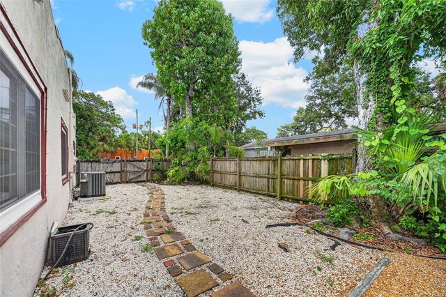 714 29TH STREET W, Bradenton, FL 34205
