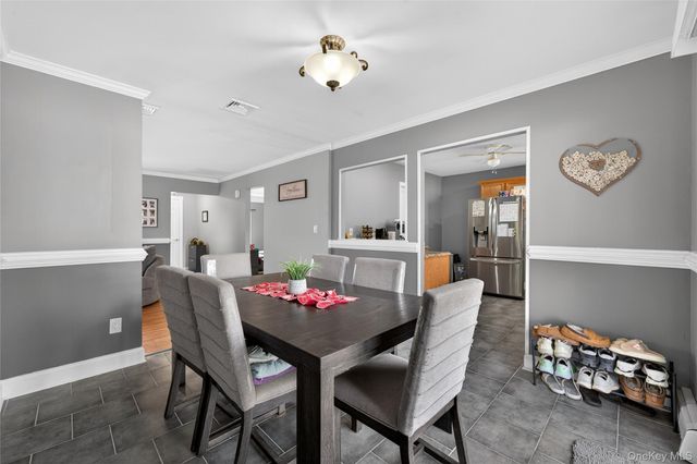 29 Rush Street, Port Jefferson, NY 11776