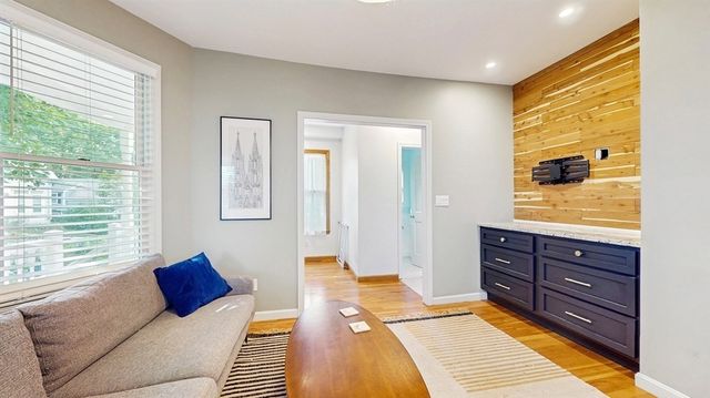 14 Chestnut St 14, Stoneham, MA 02180