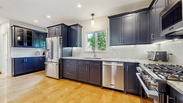 14 Chestnut St 14, Stoneham, MA 02180
