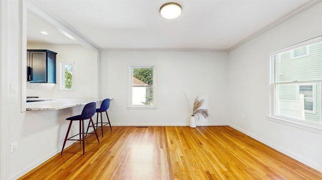 14 Chestnut St 14, Stoneham, MA 02180