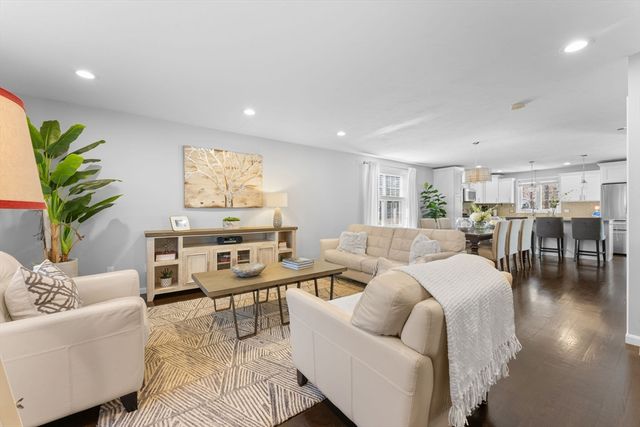 85 Burkeside Ave, Brockton, MA 02301