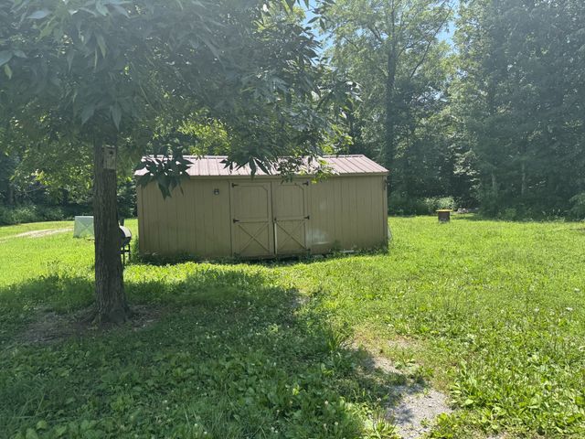 1763 Wade Brown Rd, Lewisburg, TN 37091