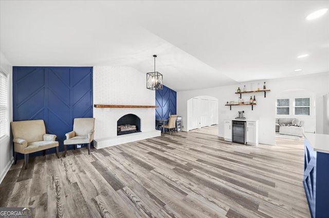 513 Rivercrest Drive, Woodstock, GA 30188