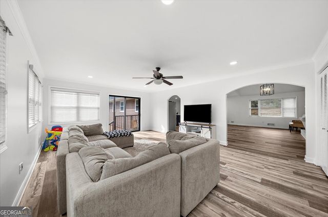 513 Rivercrest Drive, Woodstock, GA 30188