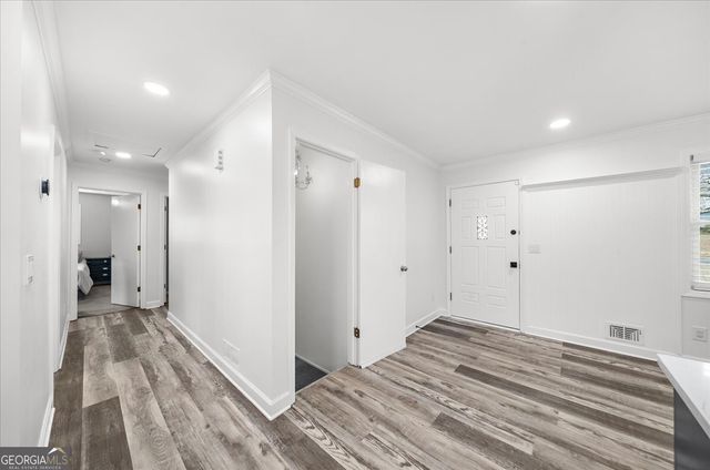 513 Rivercrest Drive, Woodstock, GA 30188