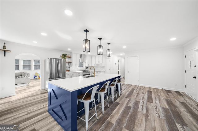 513 Rivercrest Drive, Woodstock, GA 30188