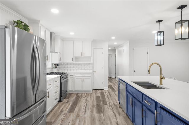 513 Rivercrest Drive, Woodstock, GA 30188