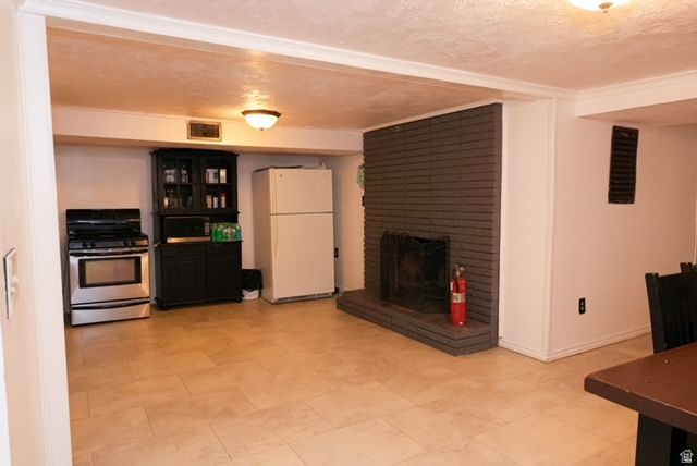 88 W 2200 N, Sunset, UT 84015