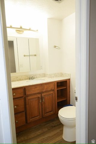 88 W 2200 N, Sunset, UT 84015