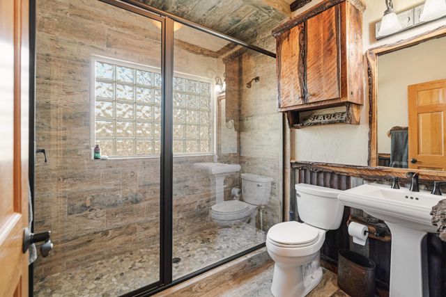 6144 Farm Road 197, Arthur City, TX 75411