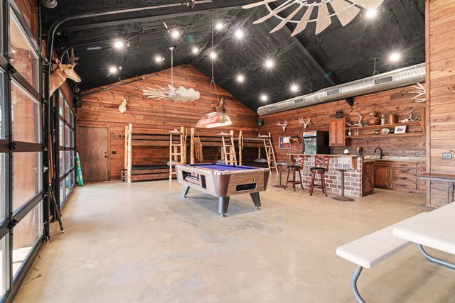 6144 Farm Road 197, Arthur City, TX 75411