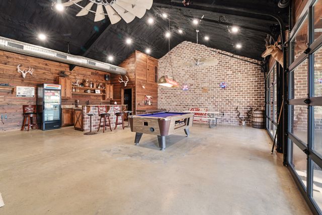 6144 Farm Road 197, Arthur City, TX 75411